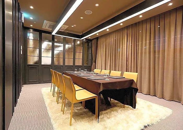 Urban Place Gangnam 3*